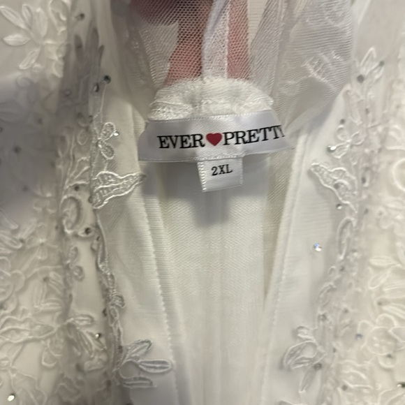 Ever Pretty White Gown size 2XL - Picture 6 of 7